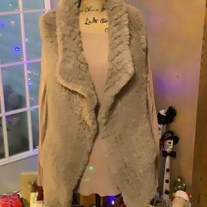 Beautiful and fun sweater & faux fur vest set.